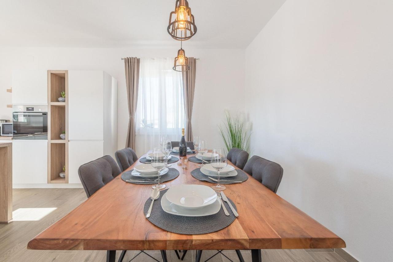 Villa Tara Zadarvillas Tinj Luaran gambar