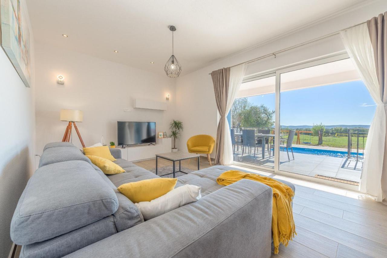 Villa Tara Zadarvillas Tinj Luaran gambar