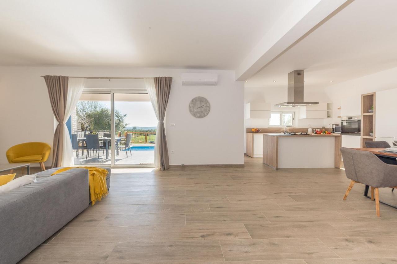 Villa Tara Zadarvillas Tinj Luaran gambar